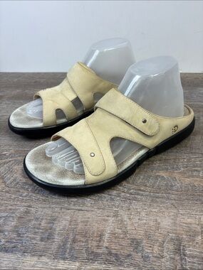 Dunham ABZORB Adjustable Comfort Sandals Women’s Size 9 Beige Leather